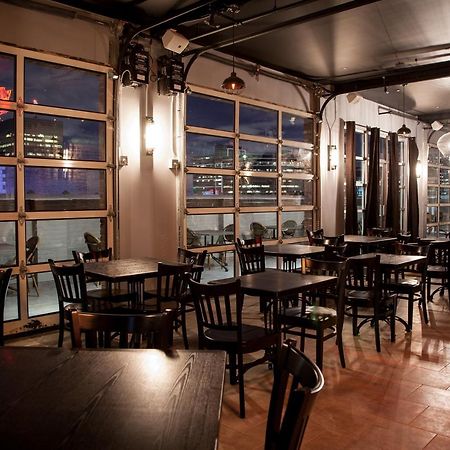 Hotel Indigo Newark Downtown Экстерьер фото