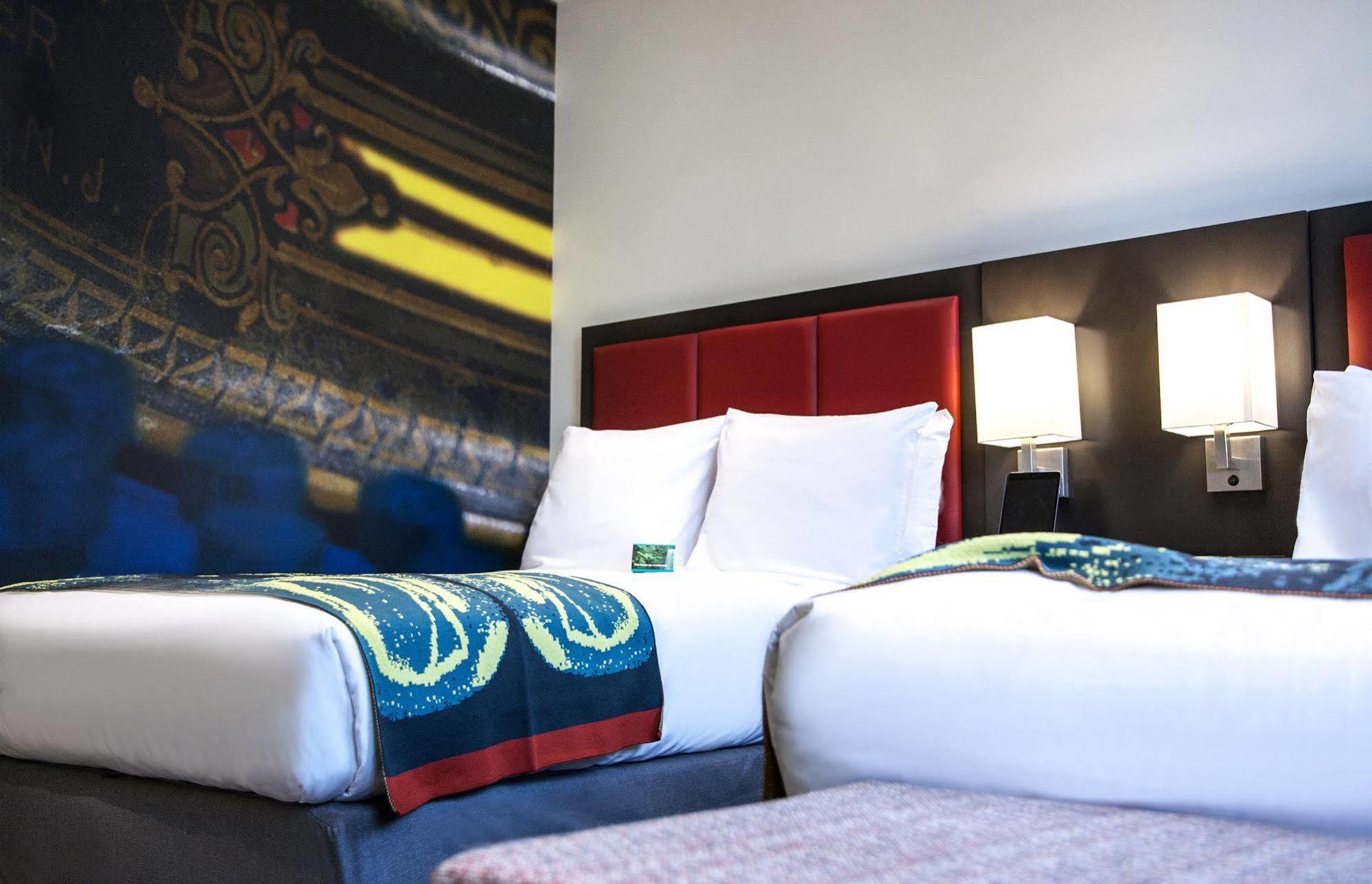 Hotel Indigo Newark Downtown Экстерьер фото